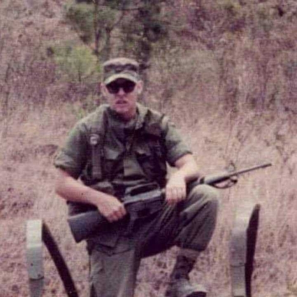 Meet your Posher, Andrew - Picture 1 of 1